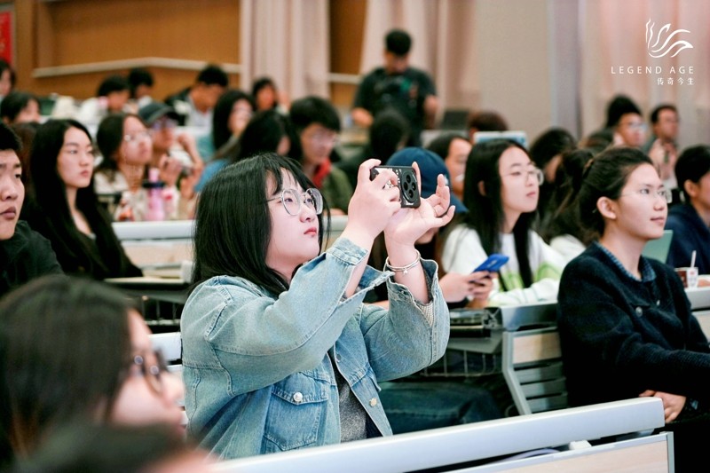 青春笔触绘写国货美学新史诗——传奇今生×大广赛全国校园巡讲璀璨时光(图5)