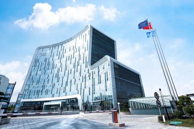 从首个百亿国货美妆企业珀莱雅看中国美妆的全球化科研之路(图8)