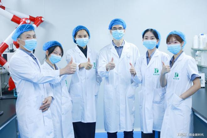典诗化妆品丨展会爆火！典诗互动区挤爆科学护肤成行业焦点！(图5)