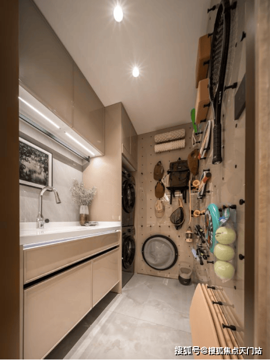 保利外滩曜售楼处│保利外滩曜 (营销中心) 官网 - 2026销售中心 (售楼处)- 楼盘欢迎您 价格  户型  地址环境配套交房时间电话(图8)