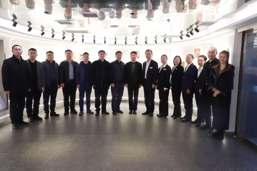 前沿院到远元集团座谈交流以医工交叉创新赋能生物健康产业高质量发展(图4)