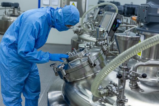 科技筑基、场景破圈福瑞达生物重塑国货美妆发展新范式(图2)
