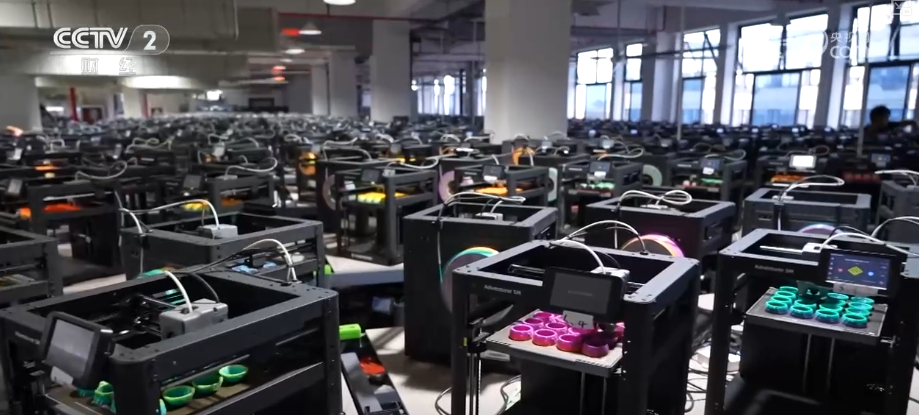 拼科技、拼创新AI加持！外贸增量含“智”量十足 逆风跑出“加速度”(图8)