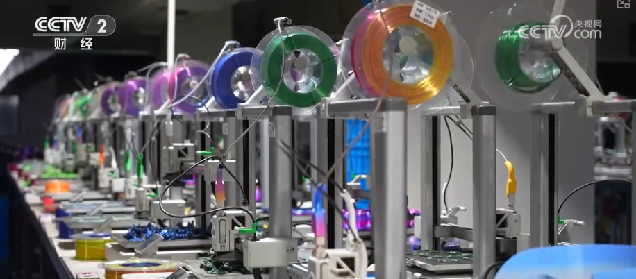 拼科技、拼创新AI加持！外贸增量含“智”量十足 逆风跑出“加速度”(图9)