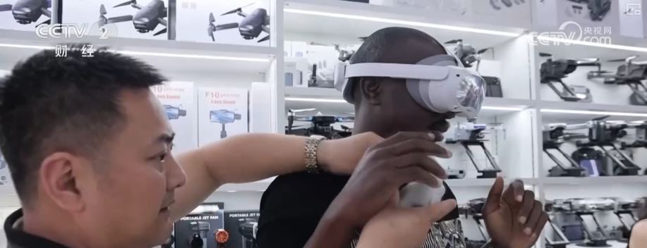 拼科技、拼创新AI加持！外贸增量含“智”量十足 逆风跑出“加速度”(图12)