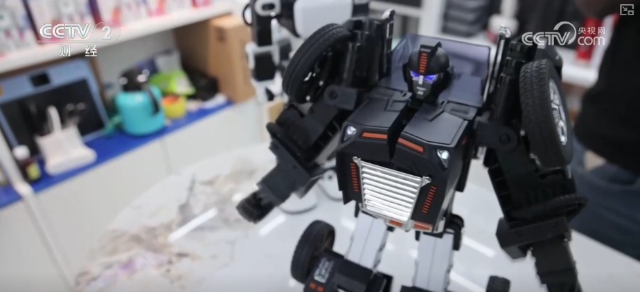 拼科技、拼创新AI加持！外贸增量含“智”量十足 逆风跑出“加速度”(图13)