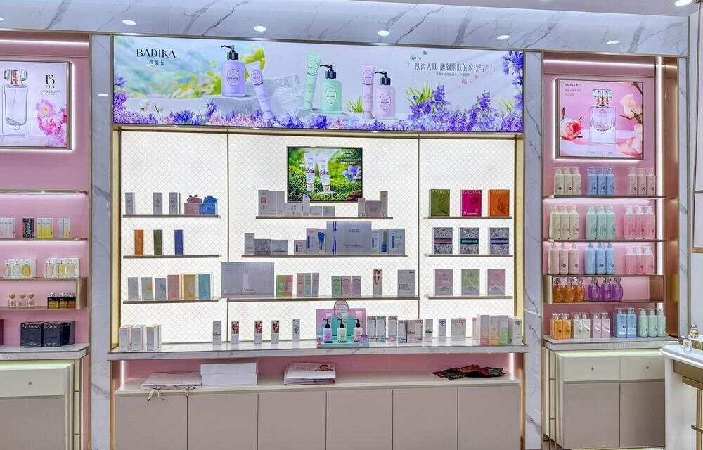 广州白云里国际美妆节启幕汇聚超1200个品类(图4)