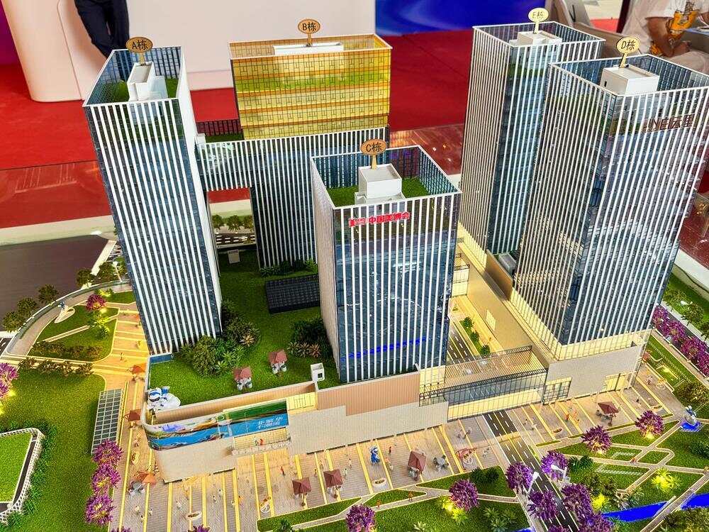 广州白云里国际美妆节启幕汇聚超1200个品类(图5)