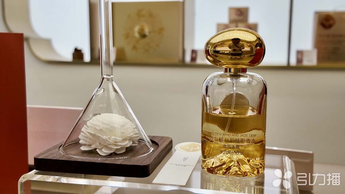 苏州百年香妆传奇“月中桂”再出发(图3)