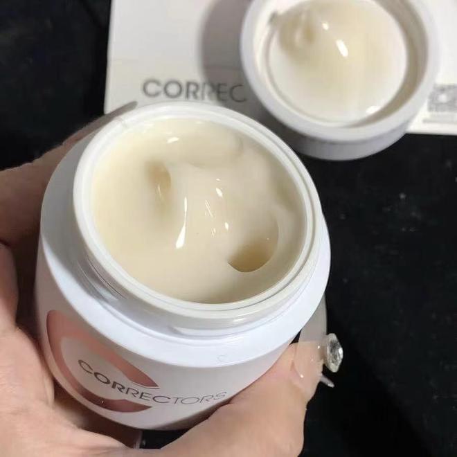 2025双十一必看油皮面霜推荐榜：敏感肌也能用的清爽保湿推荐(图8)